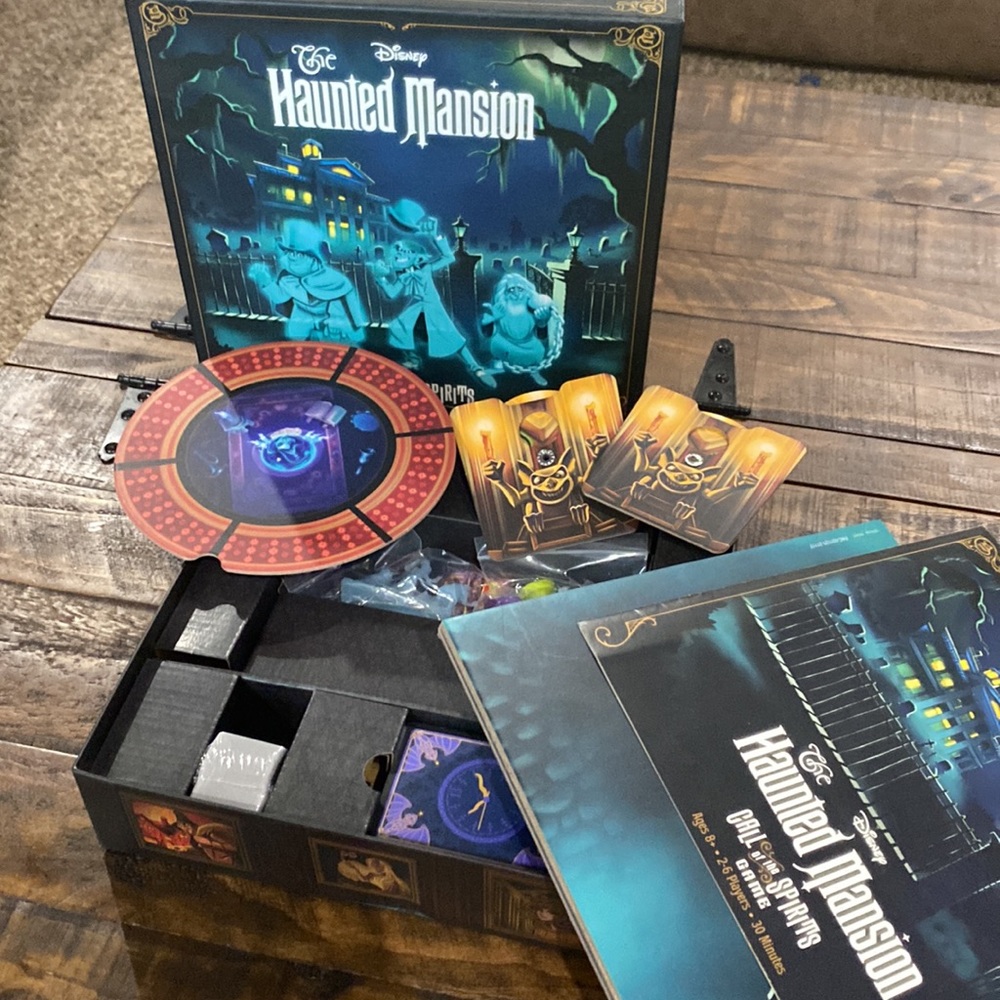 Haunted Mansion - Call of the Spirits Board Game - Picture 2 of 3